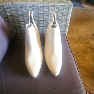 Size 7.5 white ankle booties